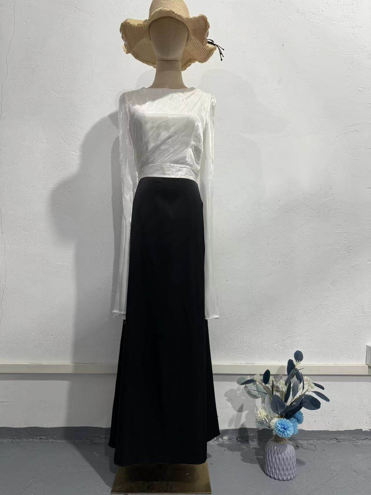 Elegant Summer Sleeve Contrast Chiffon & Satin Maxi Dress With Flared Cuffs - Slim Fit Long Dress For Women - Odeita