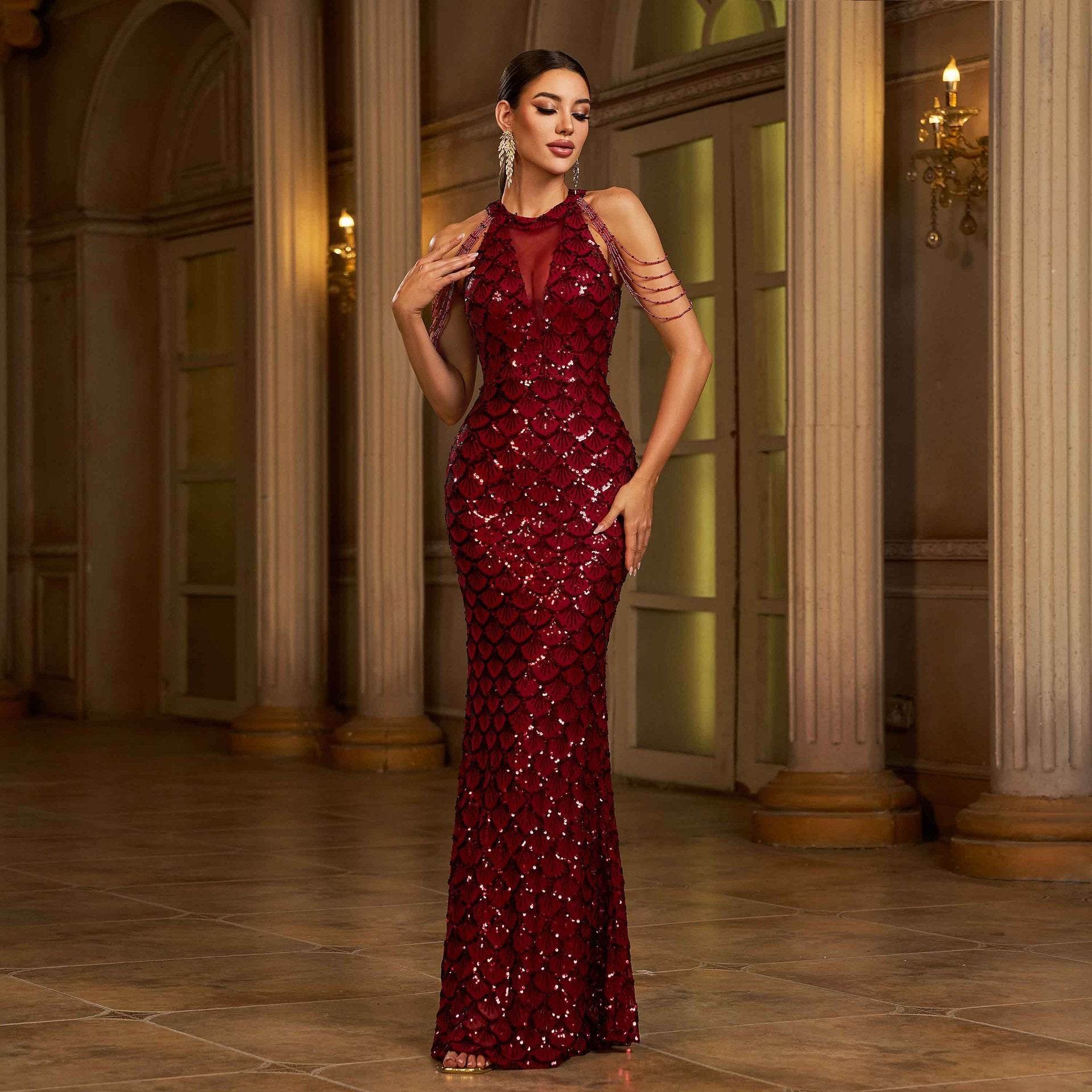 Elegant Sleeveless Round Neck Sequins Slim Sheath Banquet Fishtail Dress - Odeita